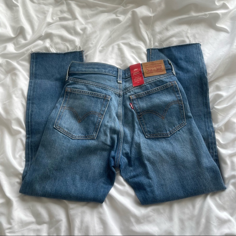 Brand new Levi’s wedgie straight jeans